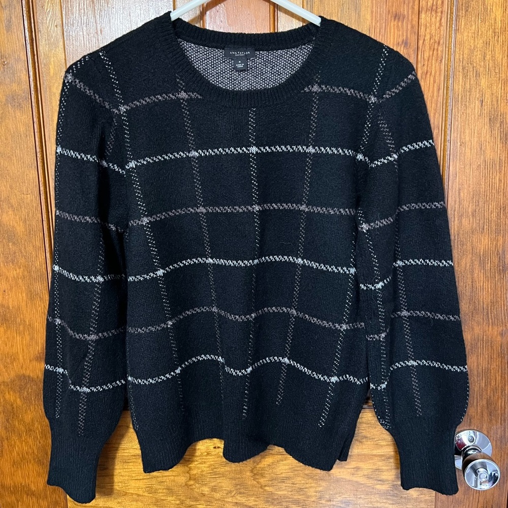Ann Taylor Factory - Black Woman’s Sweater - Size M - Excellent Condition